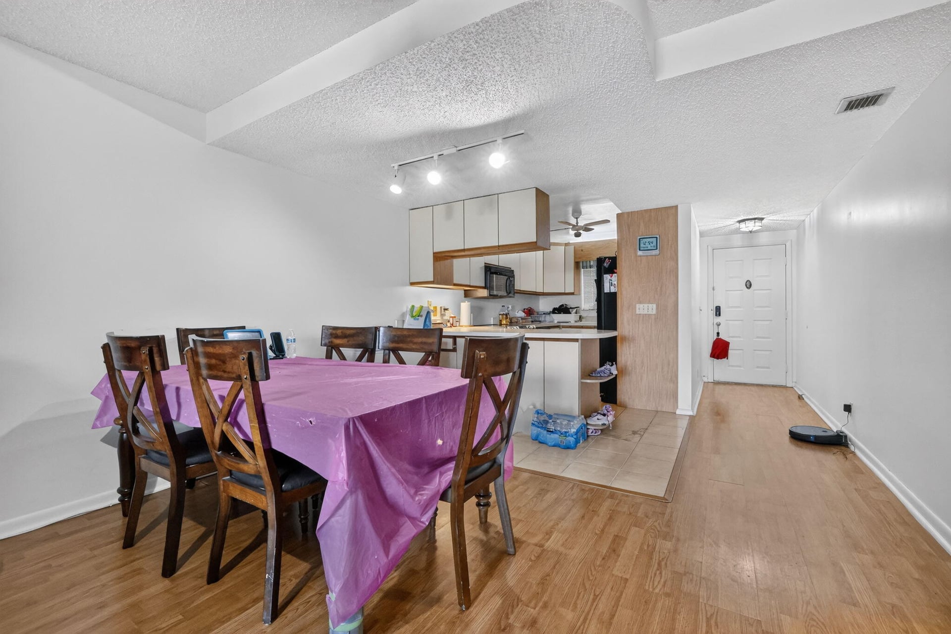 Unit 202 photo 10