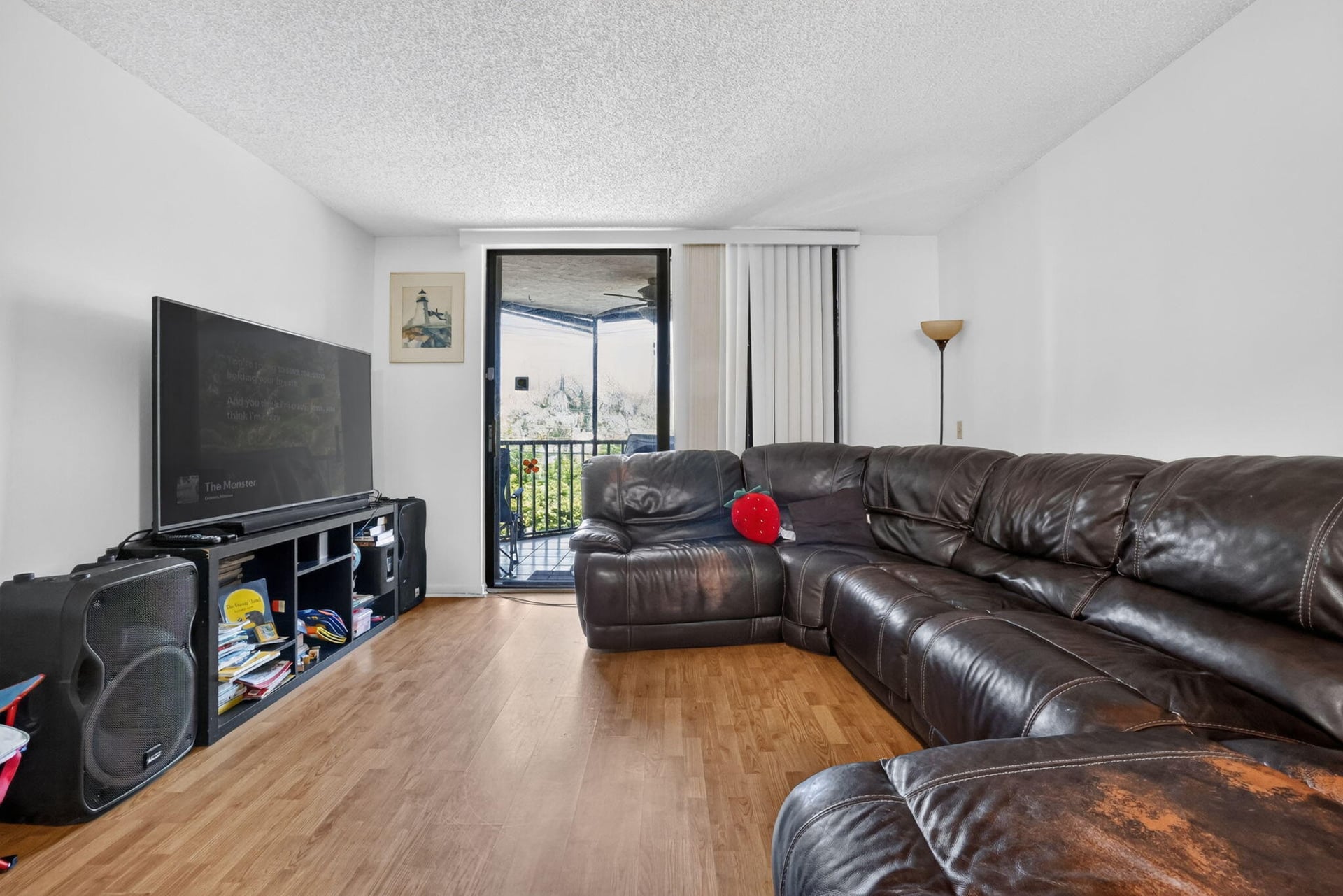 Unit 202 photo 12