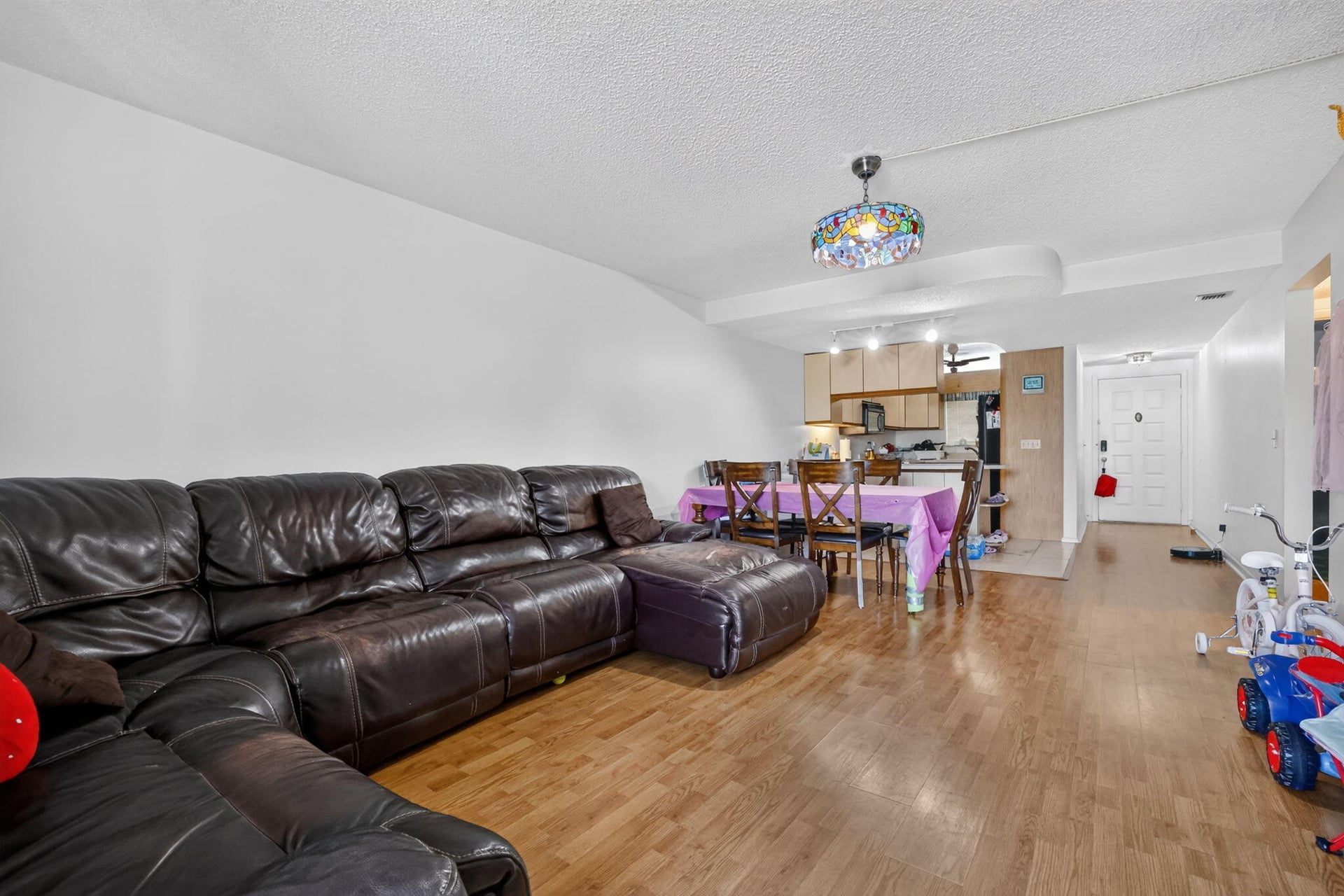 Unit 202 photo 14