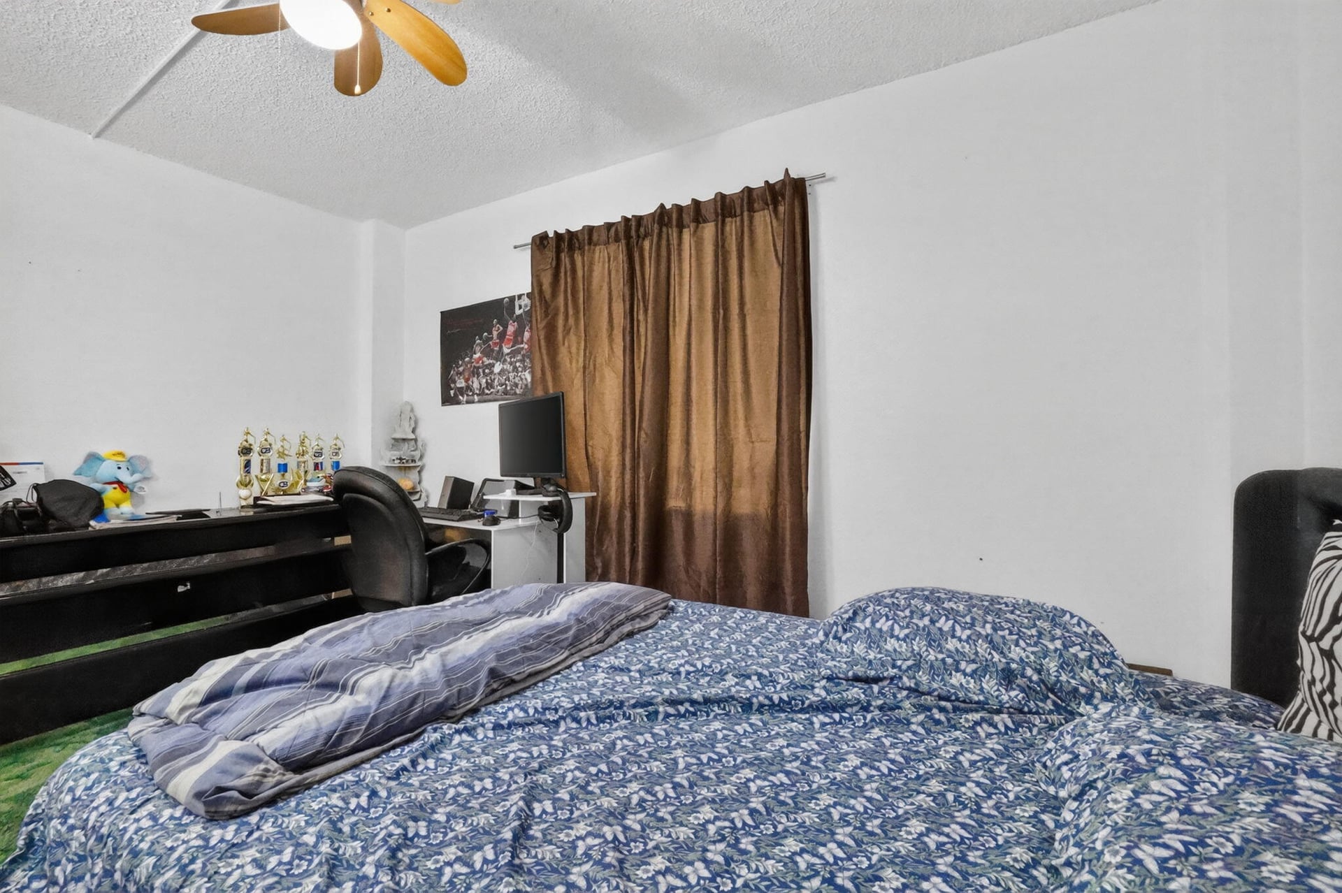 Unit 202 photo 17