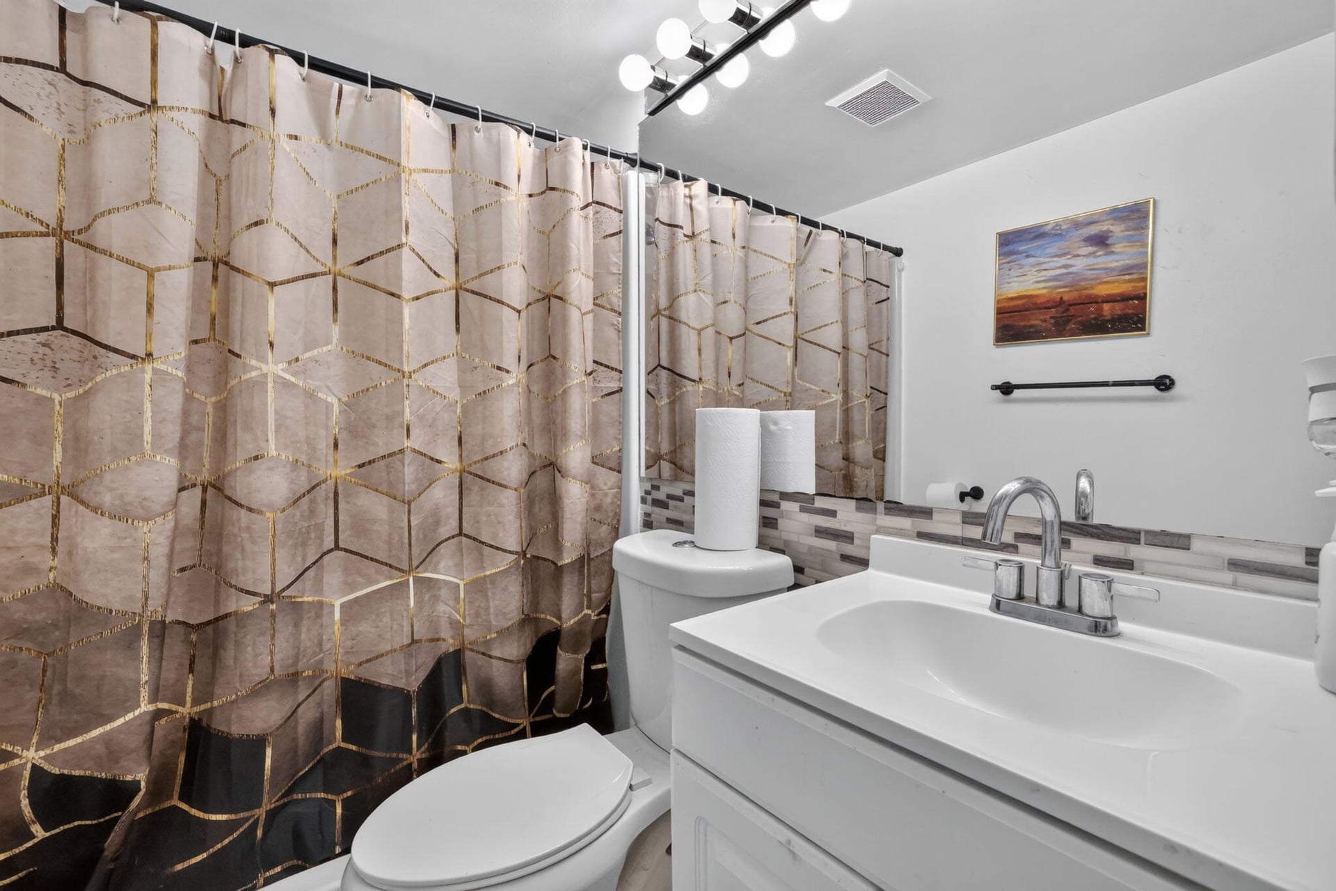 Unit 202 photo 18