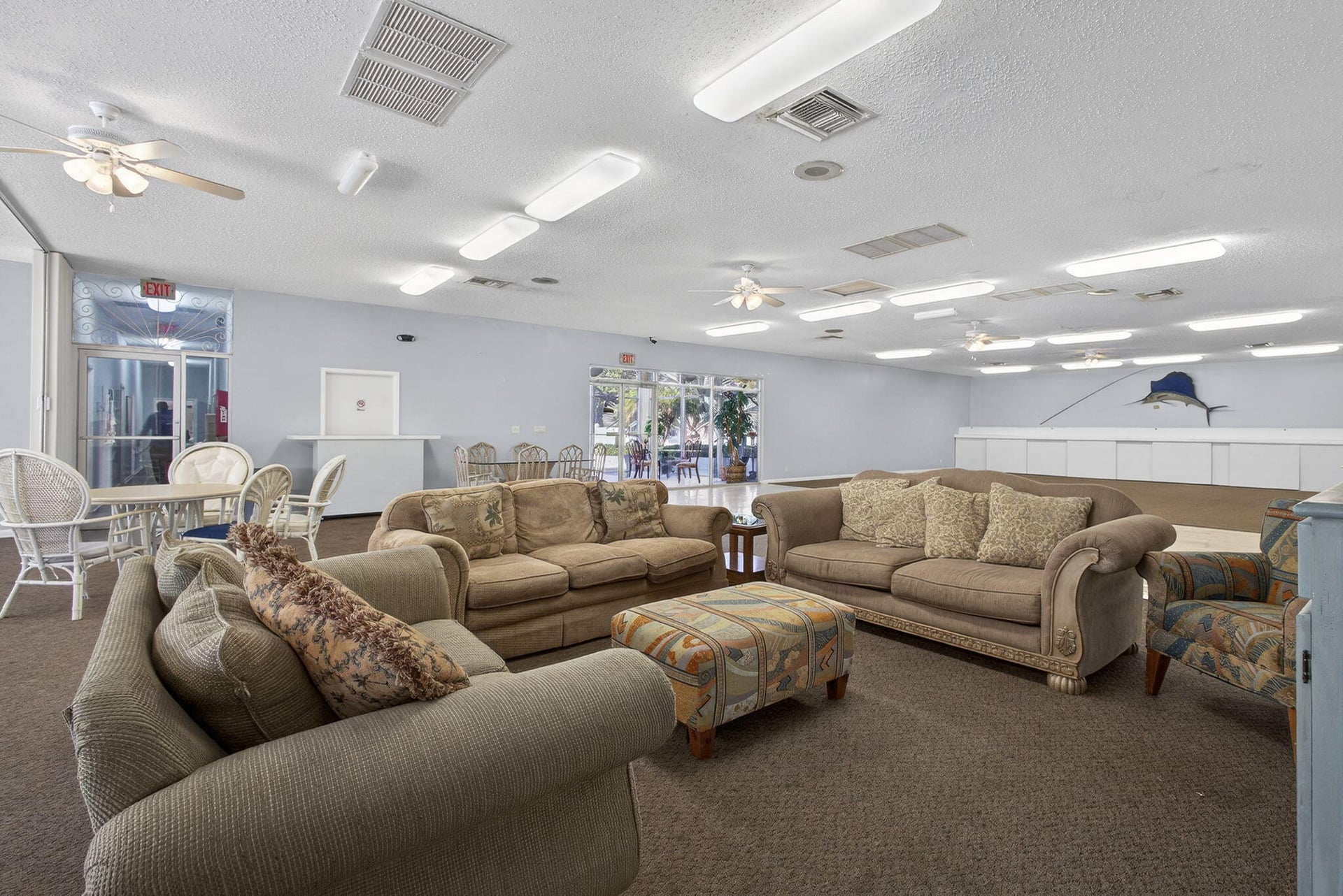 Unit 202 photo 32
