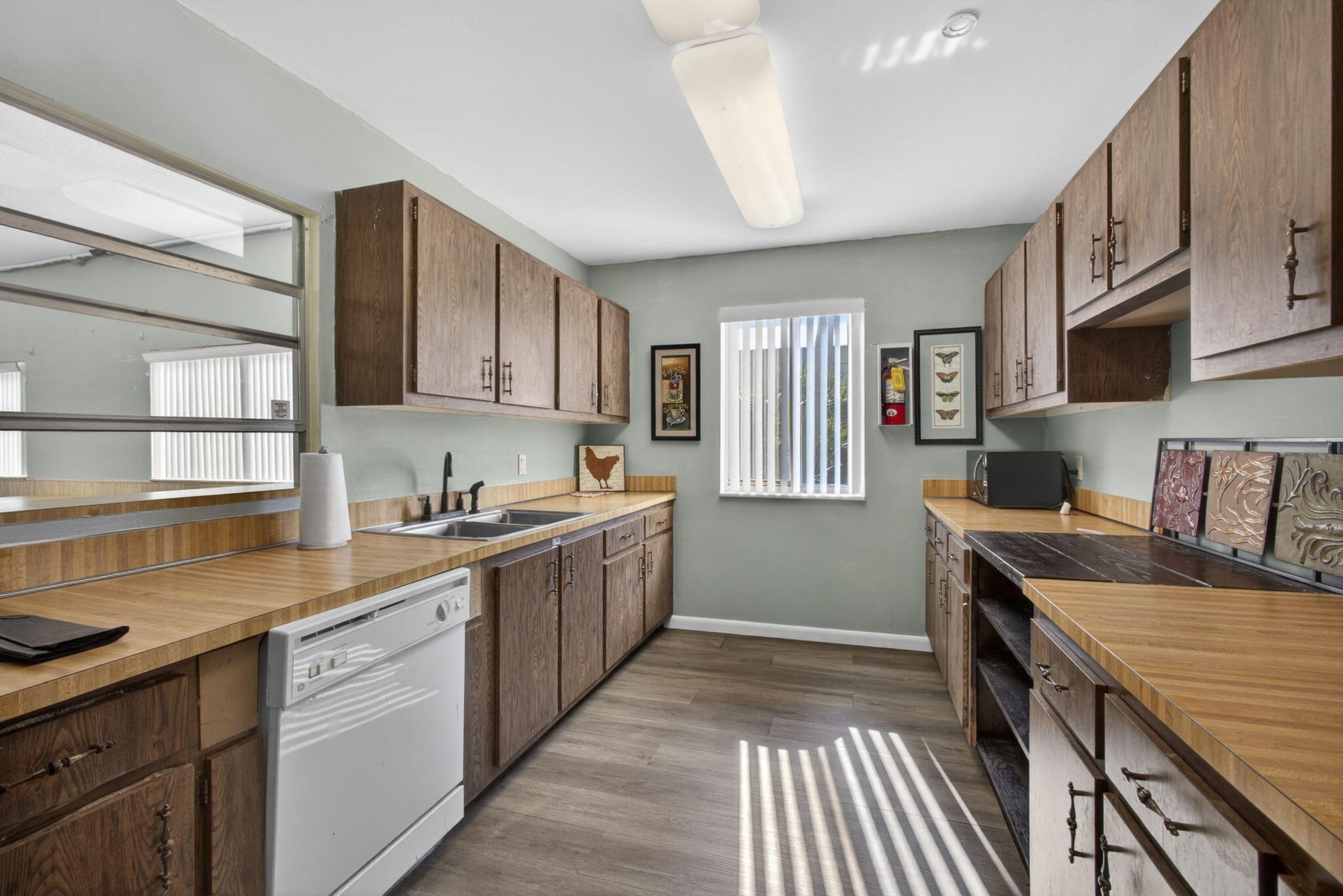 Unit 202 photo 35