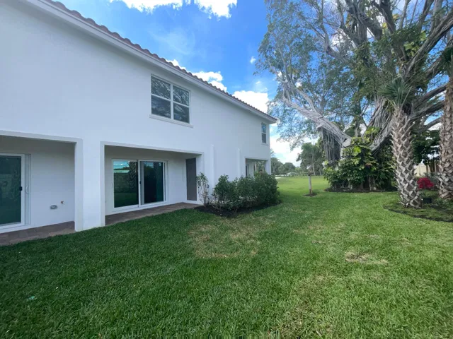 Residence photo 14