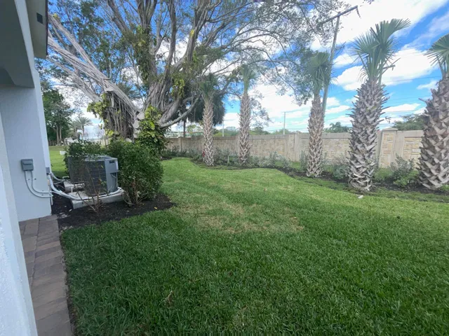 Residence photo 15