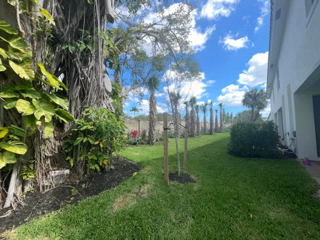Residence photo 16