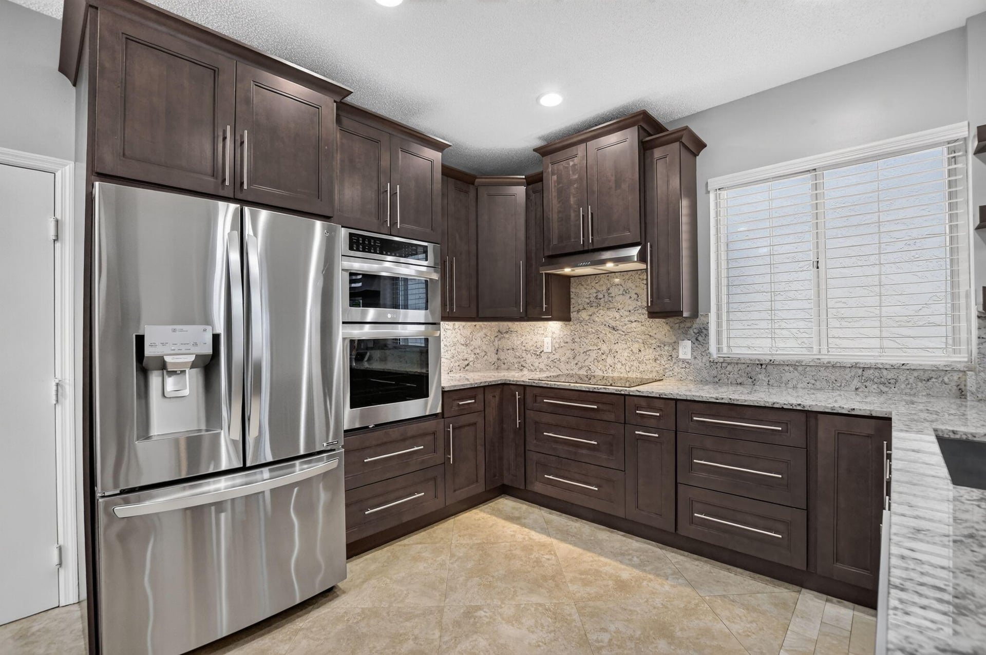 Residence photo 30
