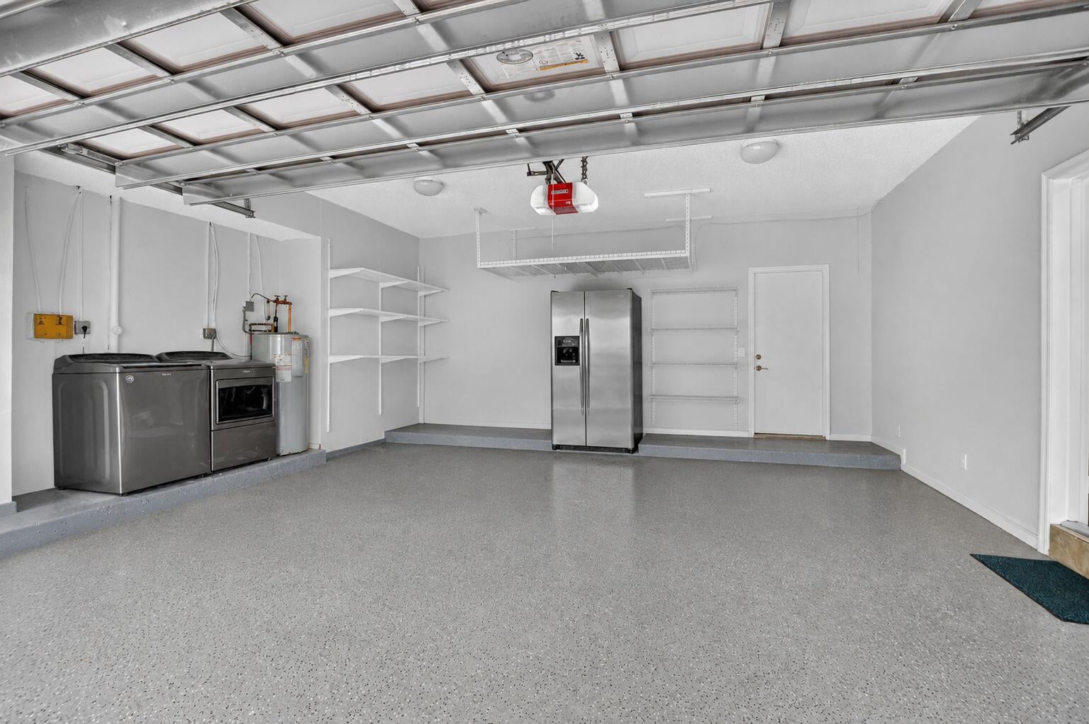 Residence photo 38