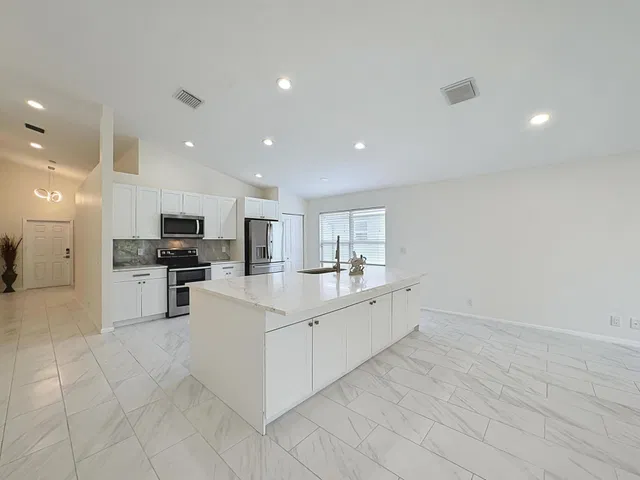 Residence photo 8