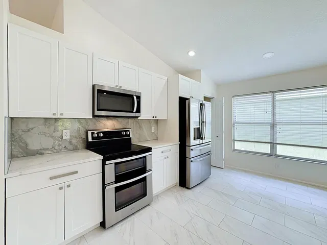 Residence photo 10