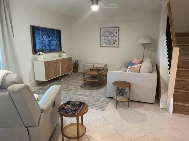  Residence photo 5