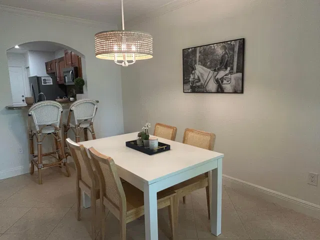  Residence photo 9