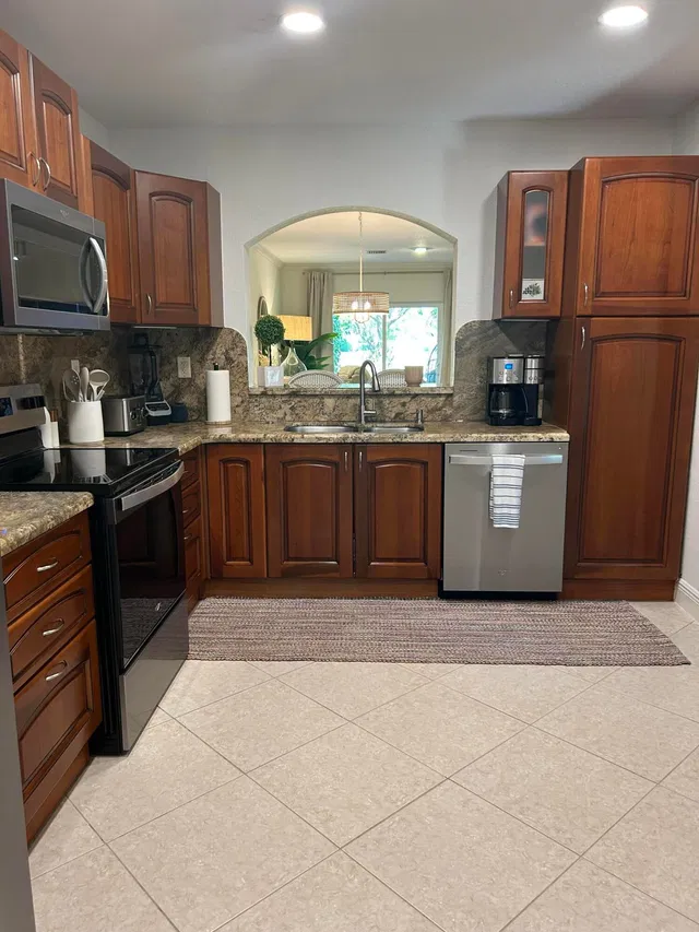  Residence photo 23