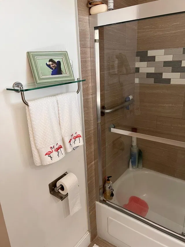 Unit 203 photo 12