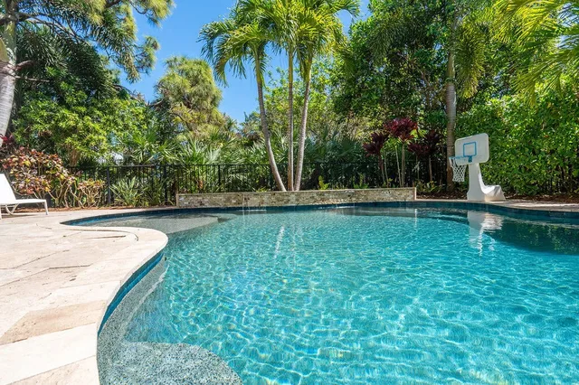 Evergrene Palm Beach Gardens Residence photo 9