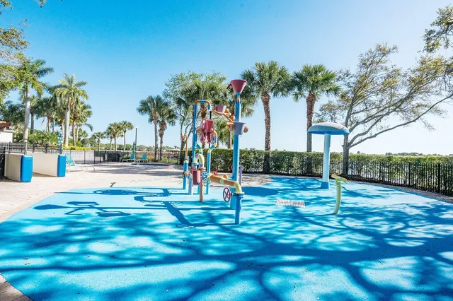 Evergrene Palm Beach Gardens Residence photo 23