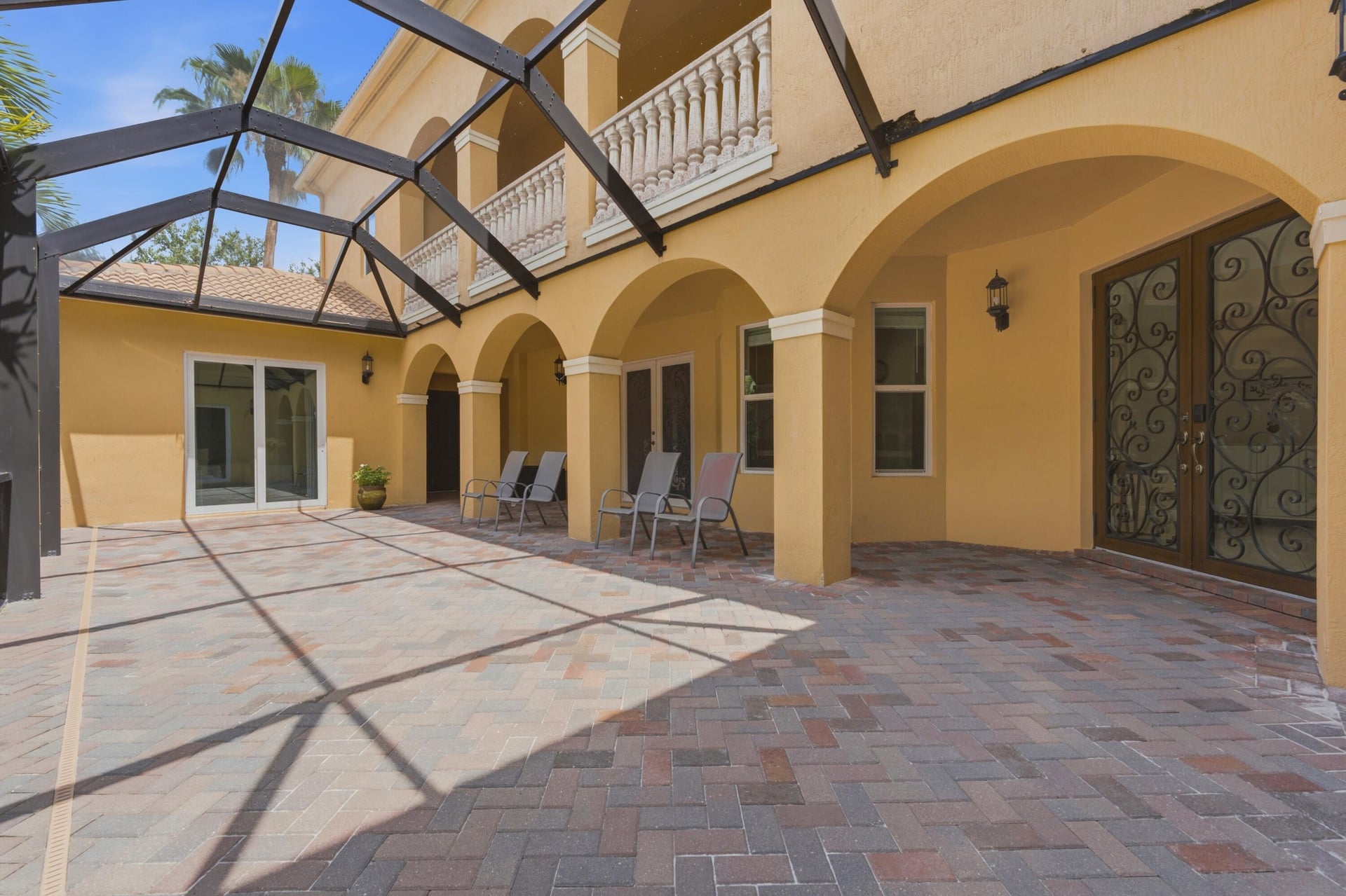 Residence photo 6
