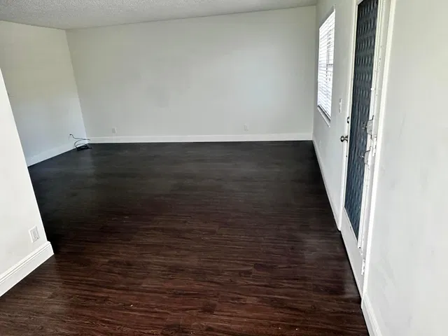 Residence photo 4
