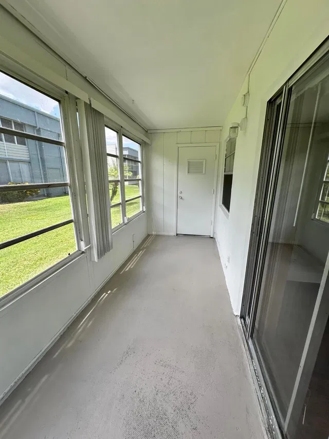 Residence photo 22