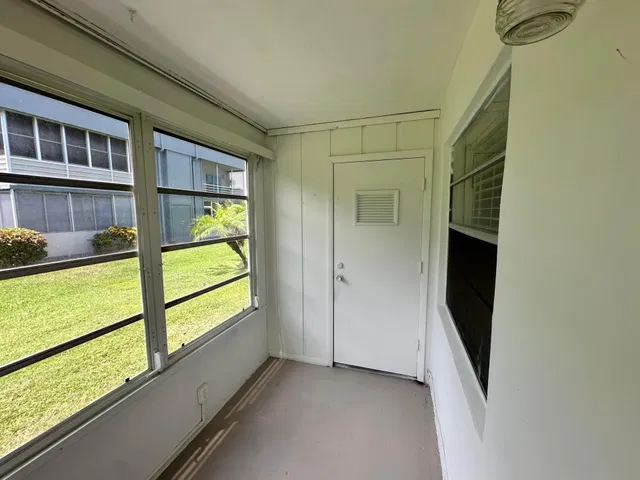 Residence photo 24