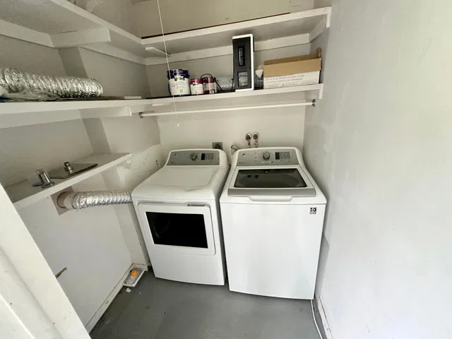 Residence photo 33