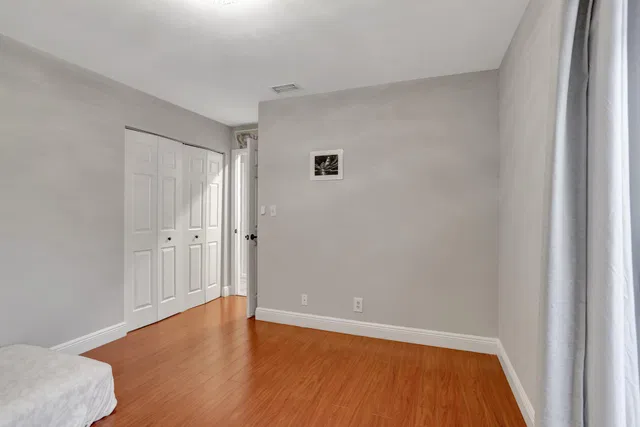 Residence photo 11
