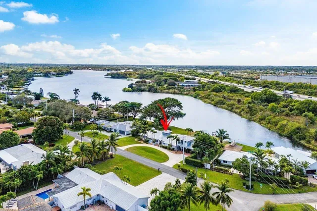 Residence photo 48