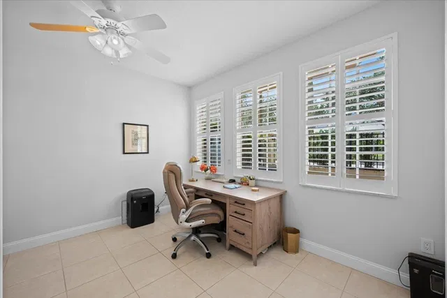 Residence photo 5