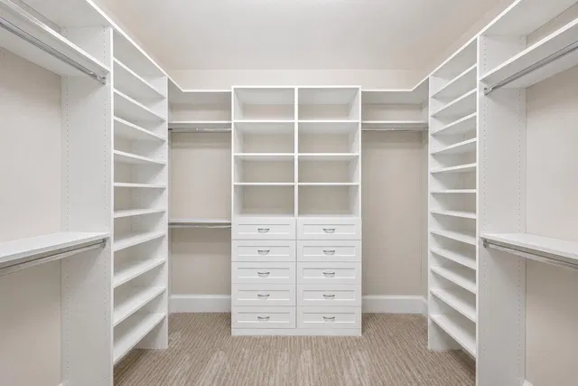 Residence photo 18
