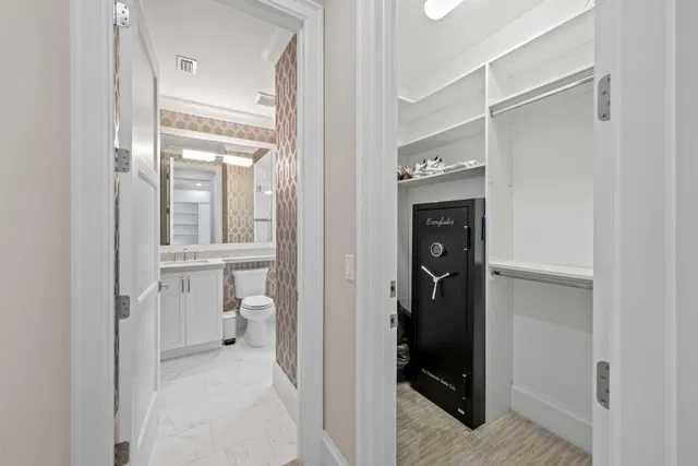 Residence photo 22