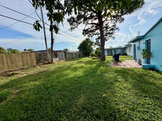 Residence photo 6