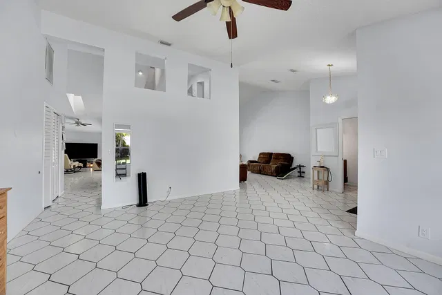 Residence photo 11