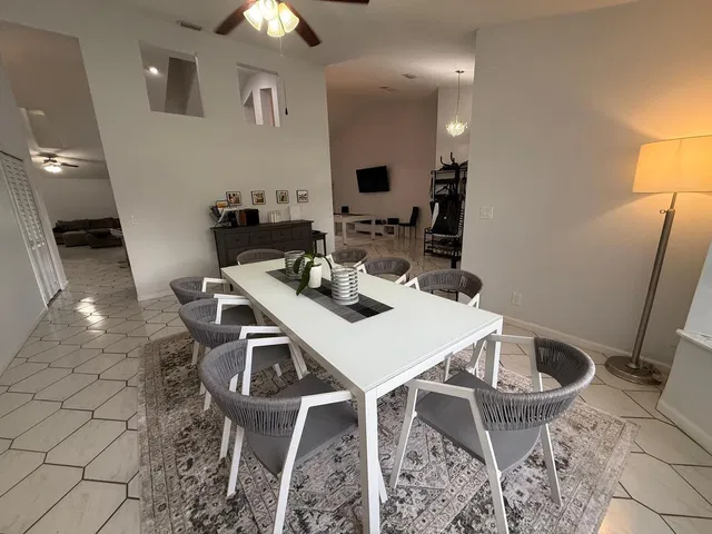 Residence photo 26