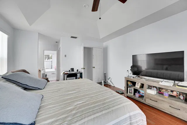 Residence photo 28