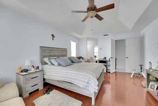 Residence photo 31
