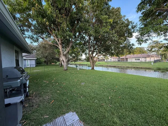 Residence photo 44