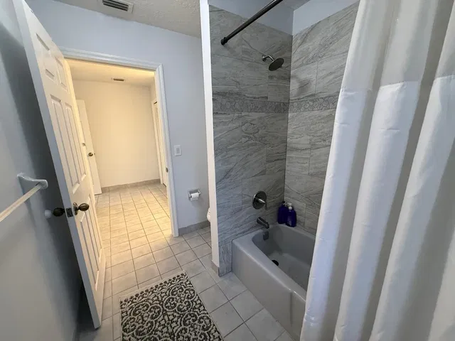 Residence photo 63