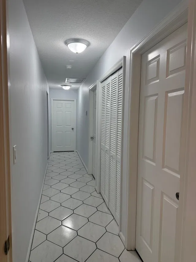 Residence photo 67