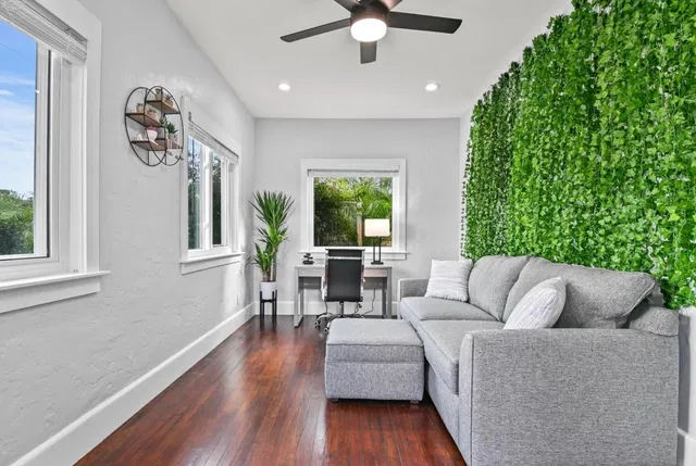 West Palm Beach Residence photo 4