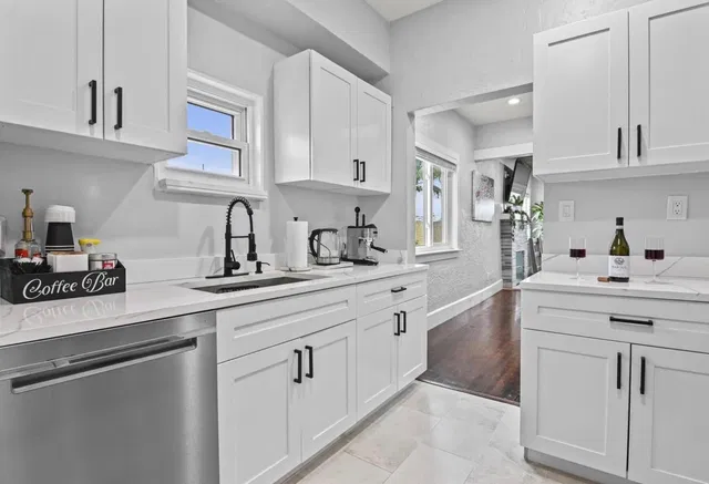 West Palm Beach Residence photo 8
