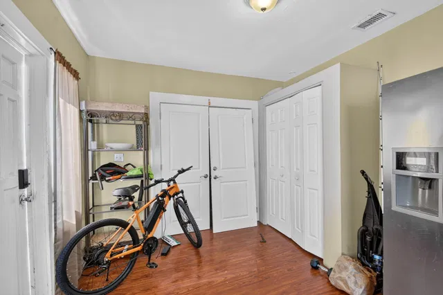 Residence photo 6