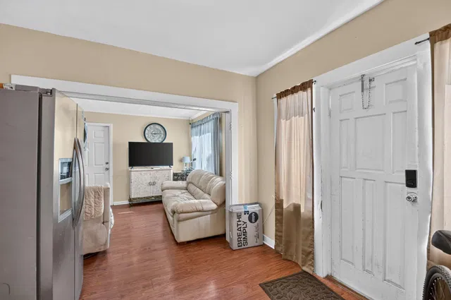 Residence photo 11