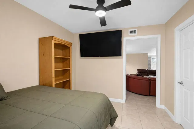 Residence photo 23