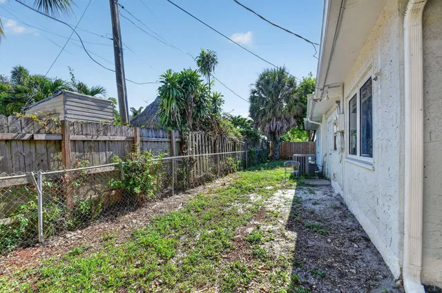 Residence photo 30