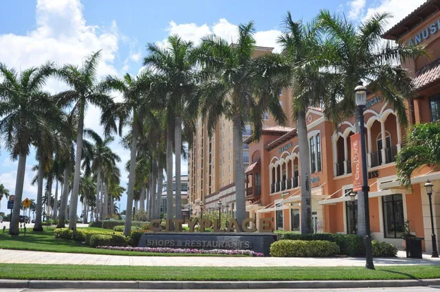 Residence photo 43