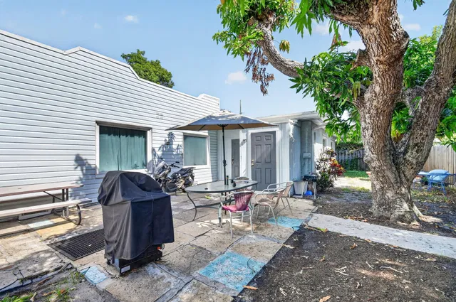 West Palm Beach Residence photo 24