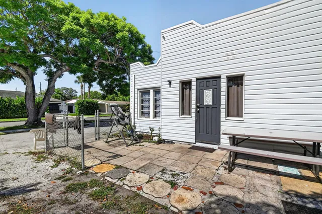 West Palm Beach Residence photo 25