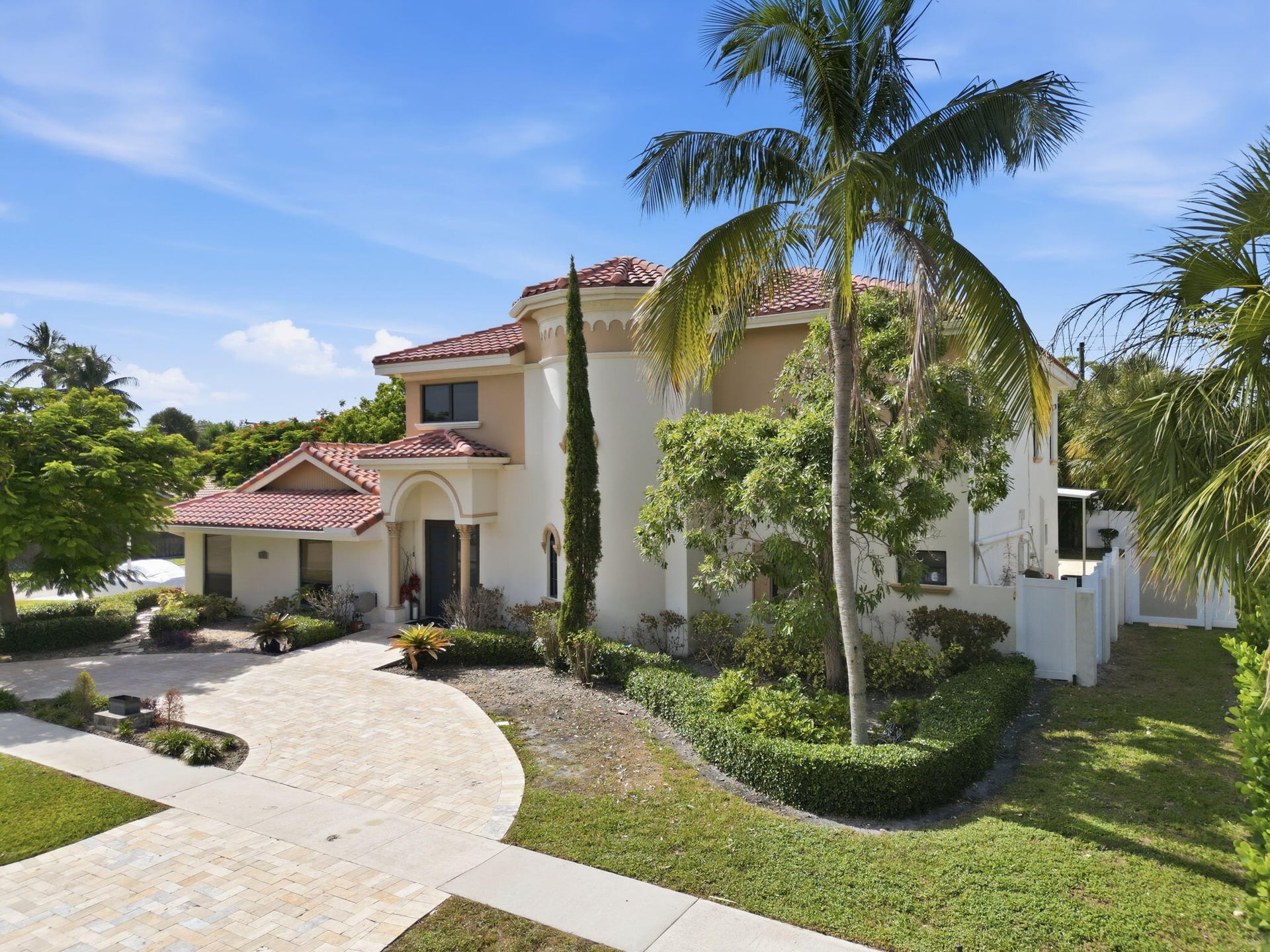 Residence photo 13