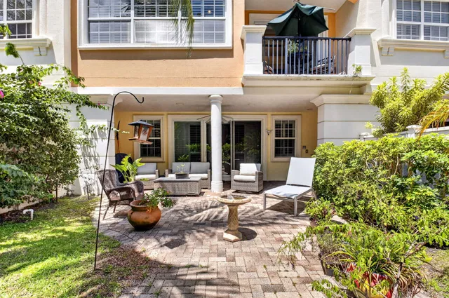 Residence photo 7