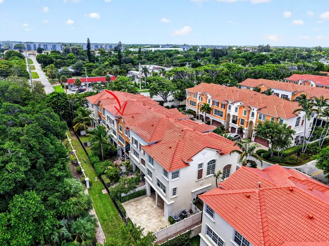Residence photo 26